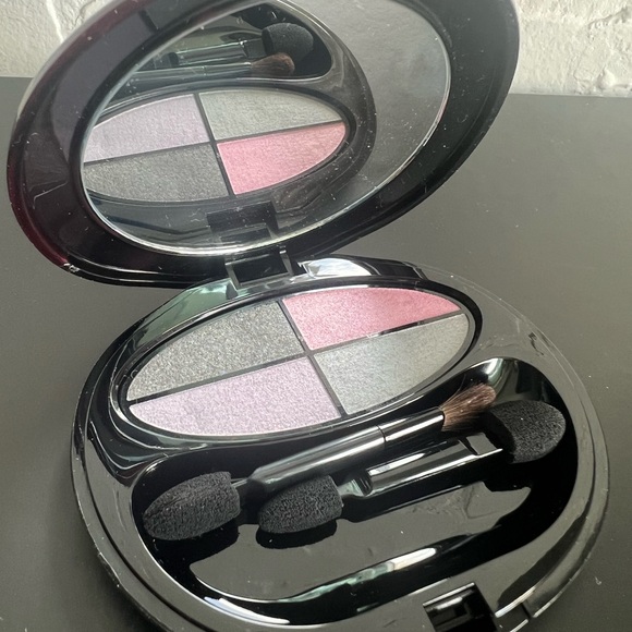 Shiseido Other - Shiseido eye palette- new